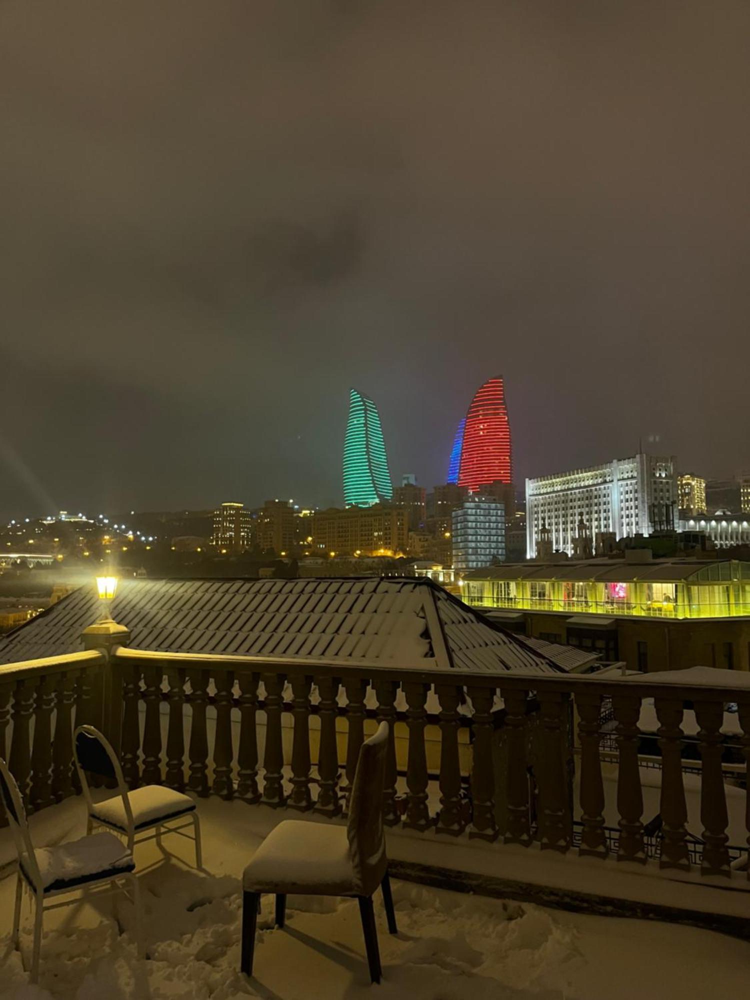 Cafe Terrace Hostel Baku Eksteriør billede